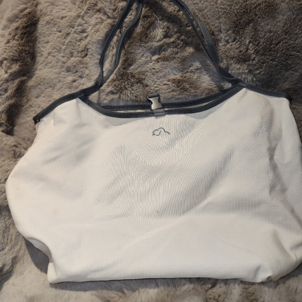 Roots tote